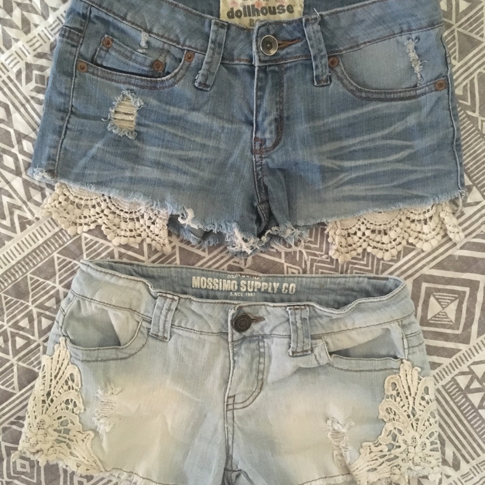 Bundle denim shorts